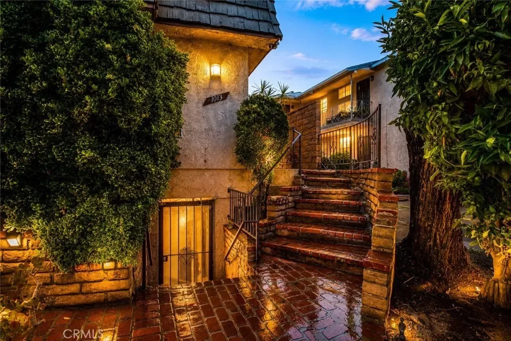 3BR Condo for Sale in Glendale, CA