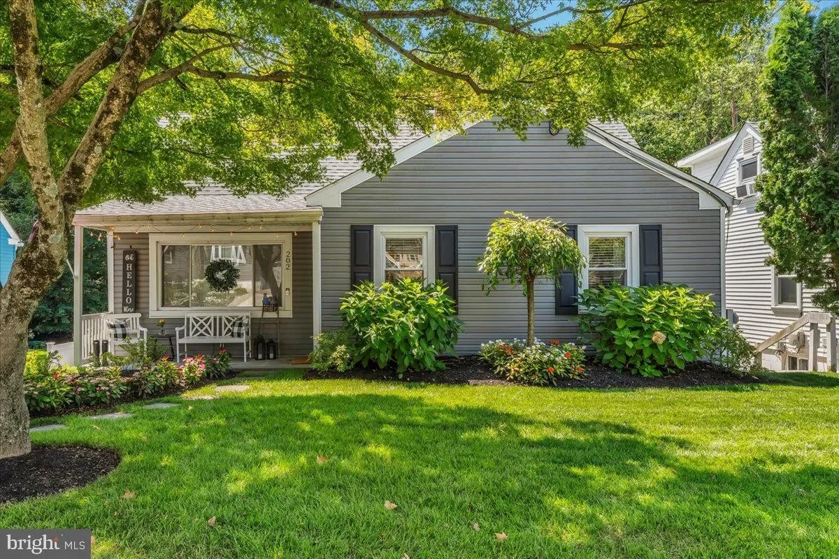 4BR House for Sale in Haddon Township, NJ
