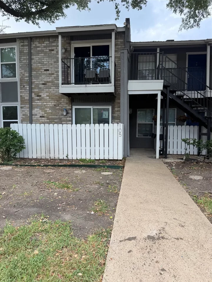 2BR Condo for Sale in Dallas, TX