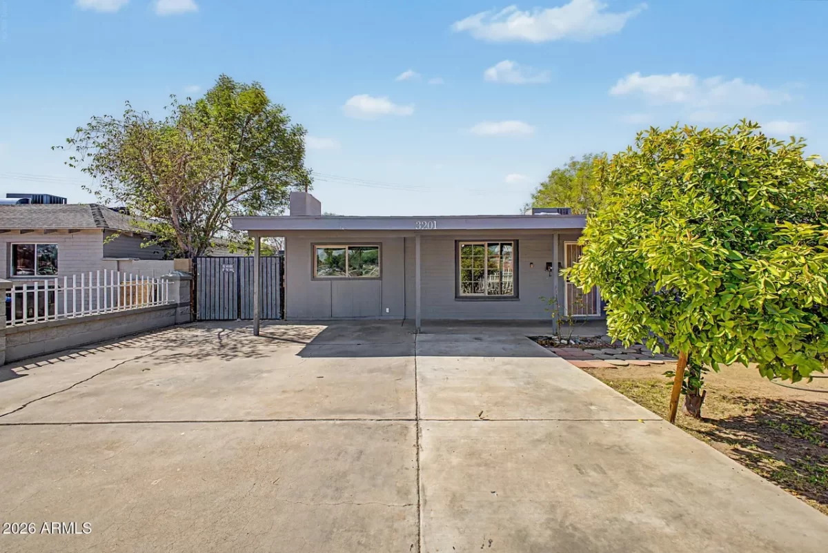3BR House for Sale in Phoenix, AZ
