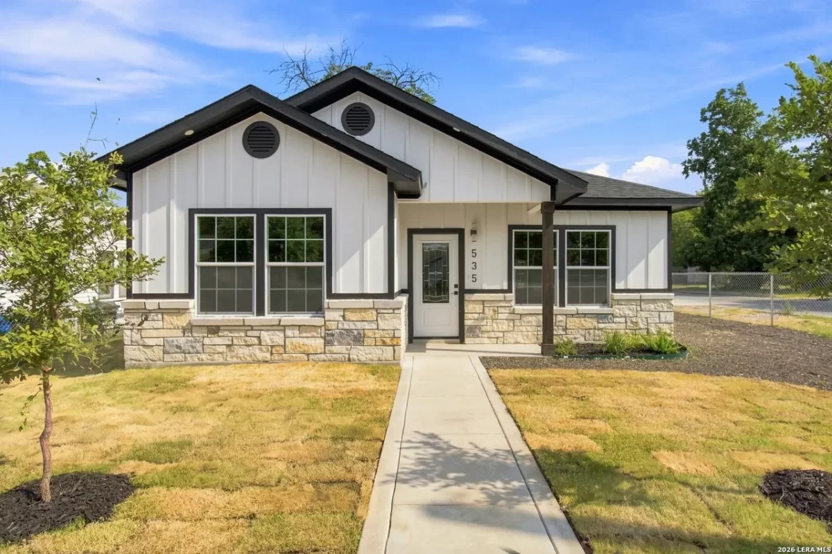 3BR House for Sale in San Antonio, TX