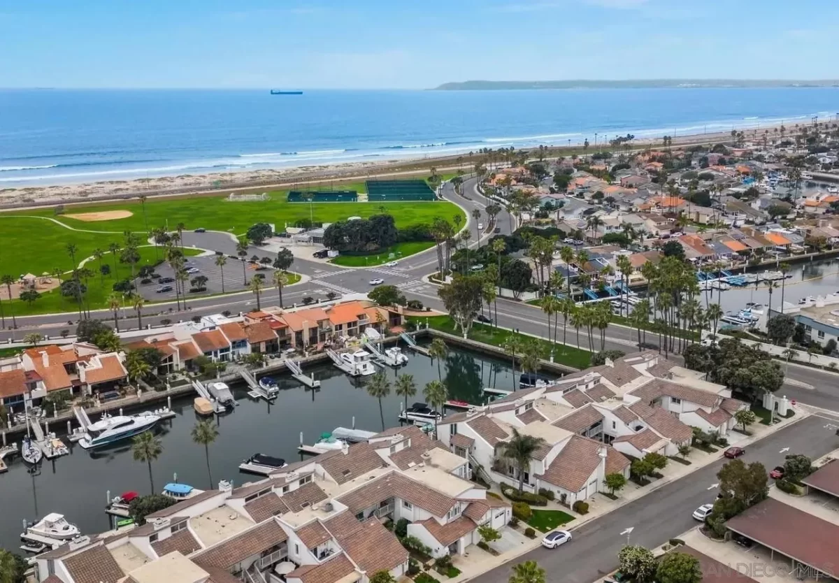 2BR Condo for Sale in Coronado, CA