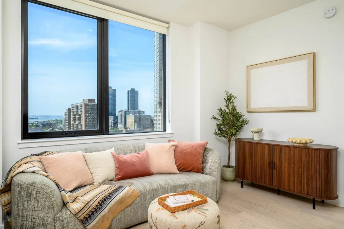 1BR Condo for Sale in Jersey City, NJ