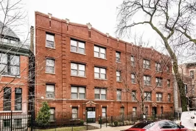 4BR Condo for Rent in Chicago, IL