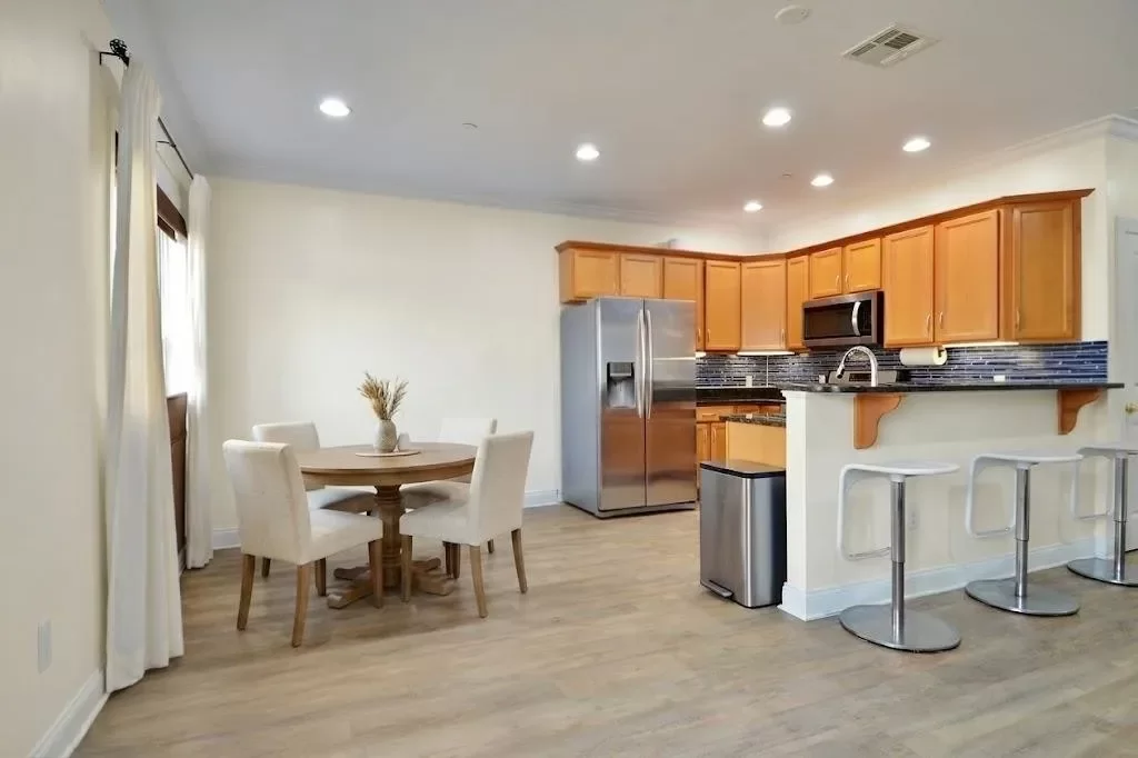 2BR Condo for Sale in Bayonne, NJ