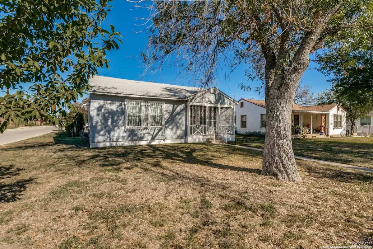 3BR House for Sale in San Antonio, TX