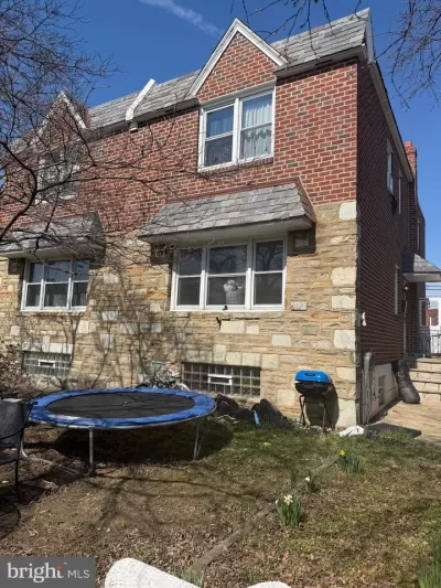 3BR Townhouse for Sale in Philadelphia, PA