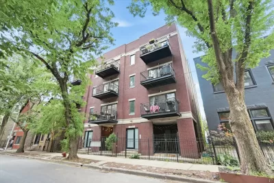2BR Condo for Sale in Chicago, IL