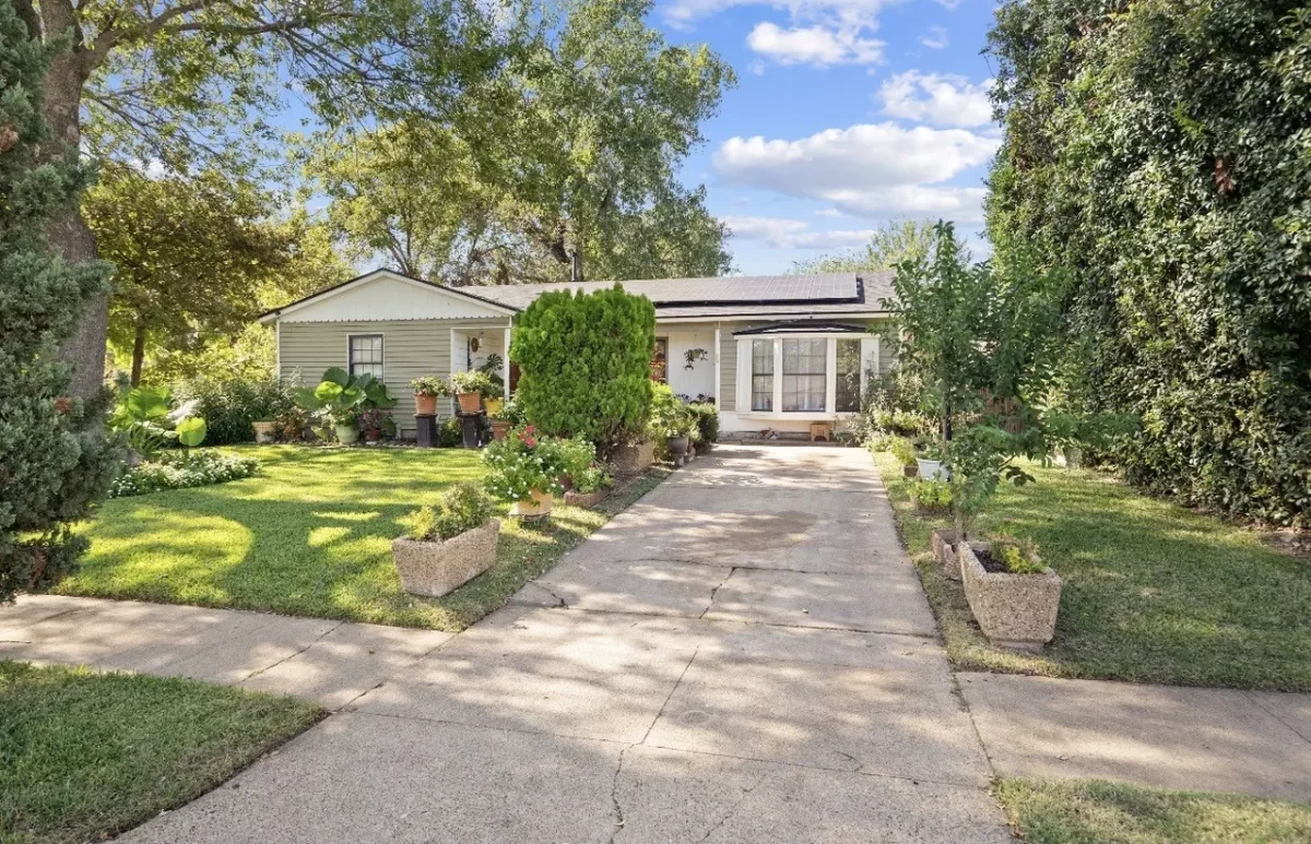 4BR House for Sale in Dallas, TX