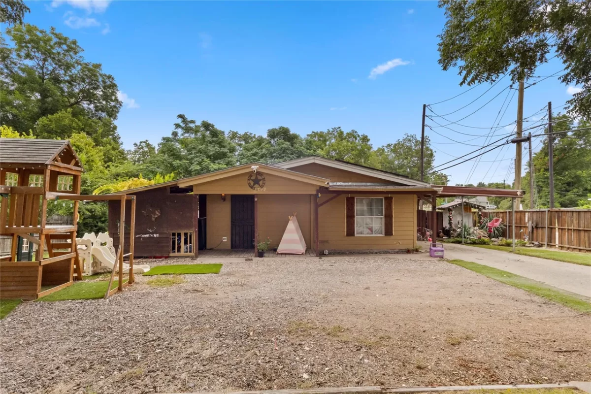 3BR House for Sale in Dallas, TX