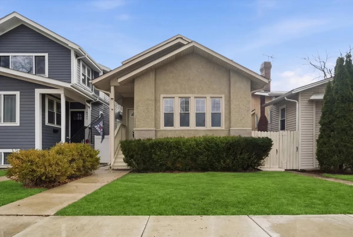 5BR House for Sale in Chicago, IL