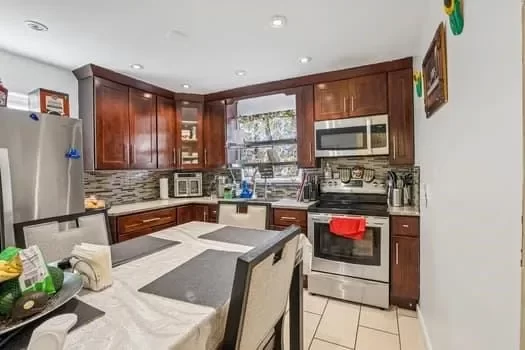 5BR Multi-Family for Sale in West New York, NJ