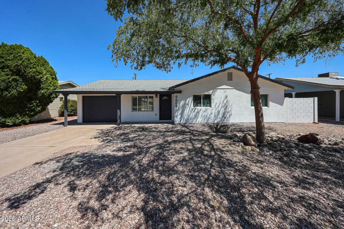 3BR House for Sale in Phoenix, AZ