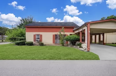 4BR House for Sale in Houston, TX
