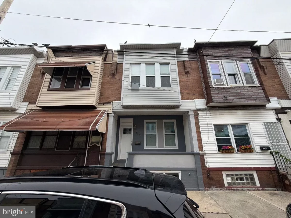 3BR Townhouse for Sale in Philadelphia, PA