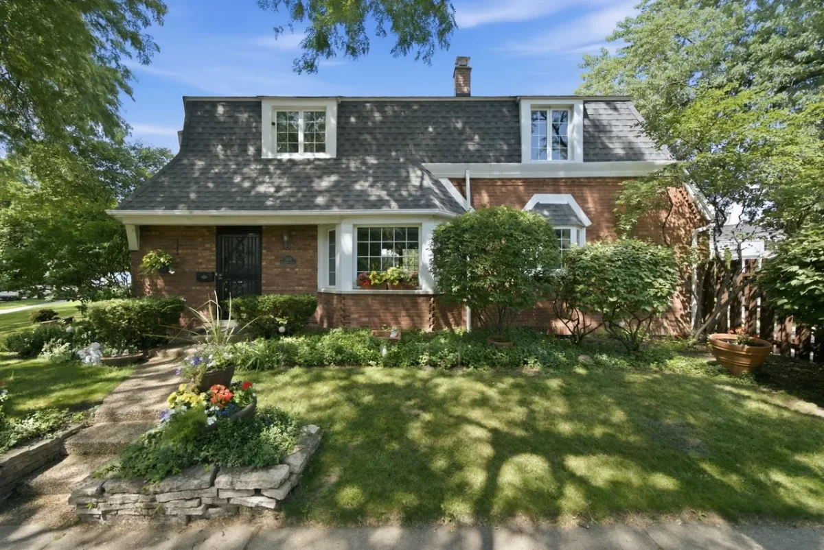 3BR House for Sale in Chicago, IL