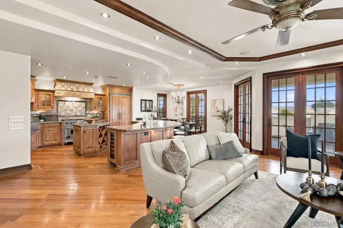 2BR Condo for Sale in Coronado, CA