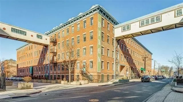 1BR Condo for Sale in Jersey City, NJ