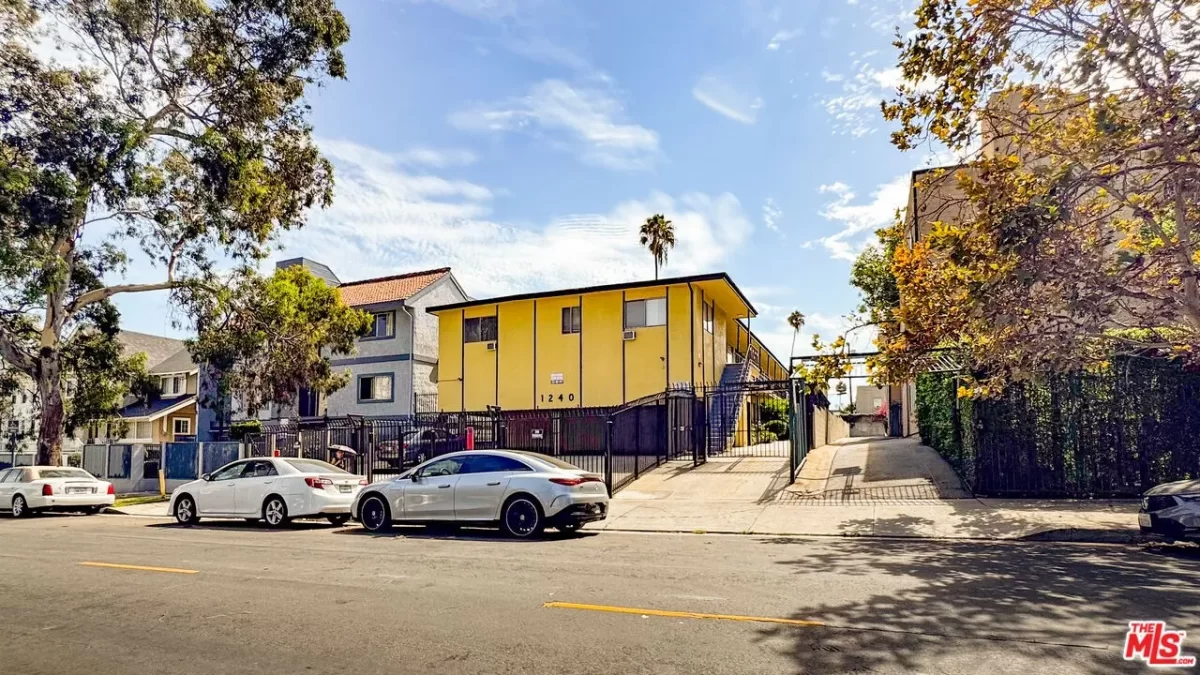 18BR Multi-Family for Sale in Los Angeles, CA