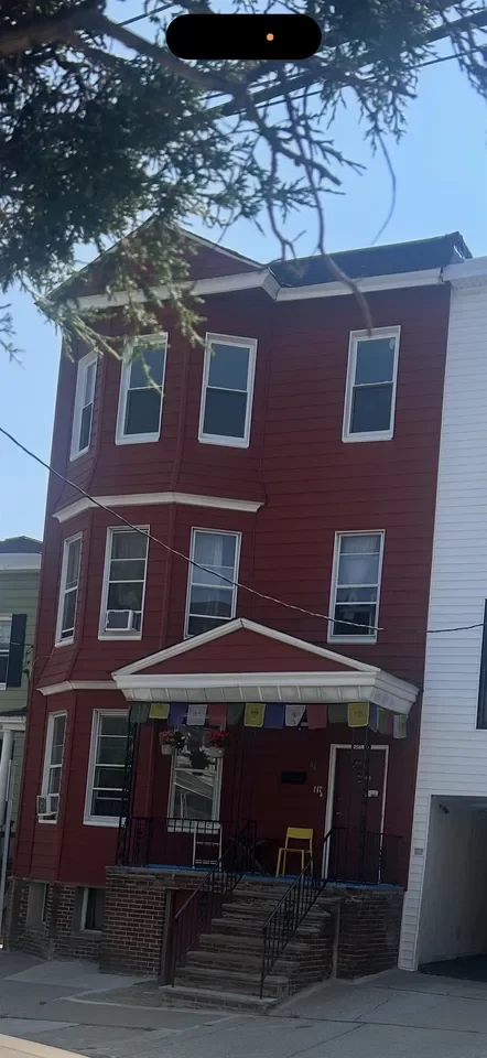 3BR Multi-Family for Rent in Jersey City, NJ