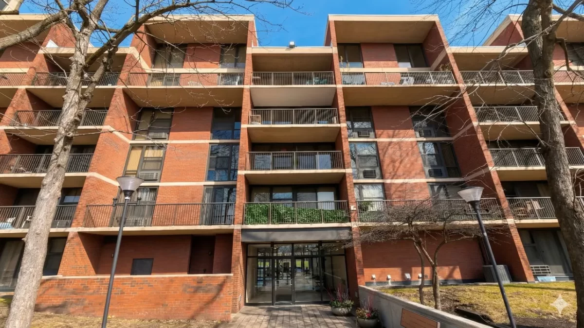 1BR Condo for Sale in Chicago, IL