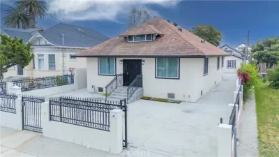 7BR Multi-Family for Sale in Los Angeles, CA