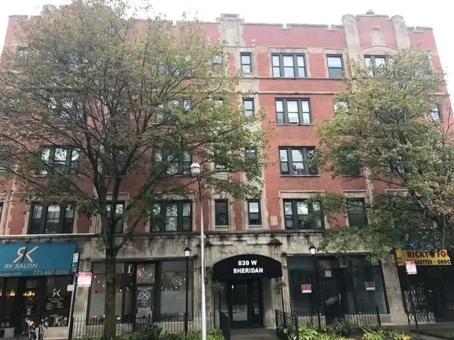 House for Rent in Chicago, IL