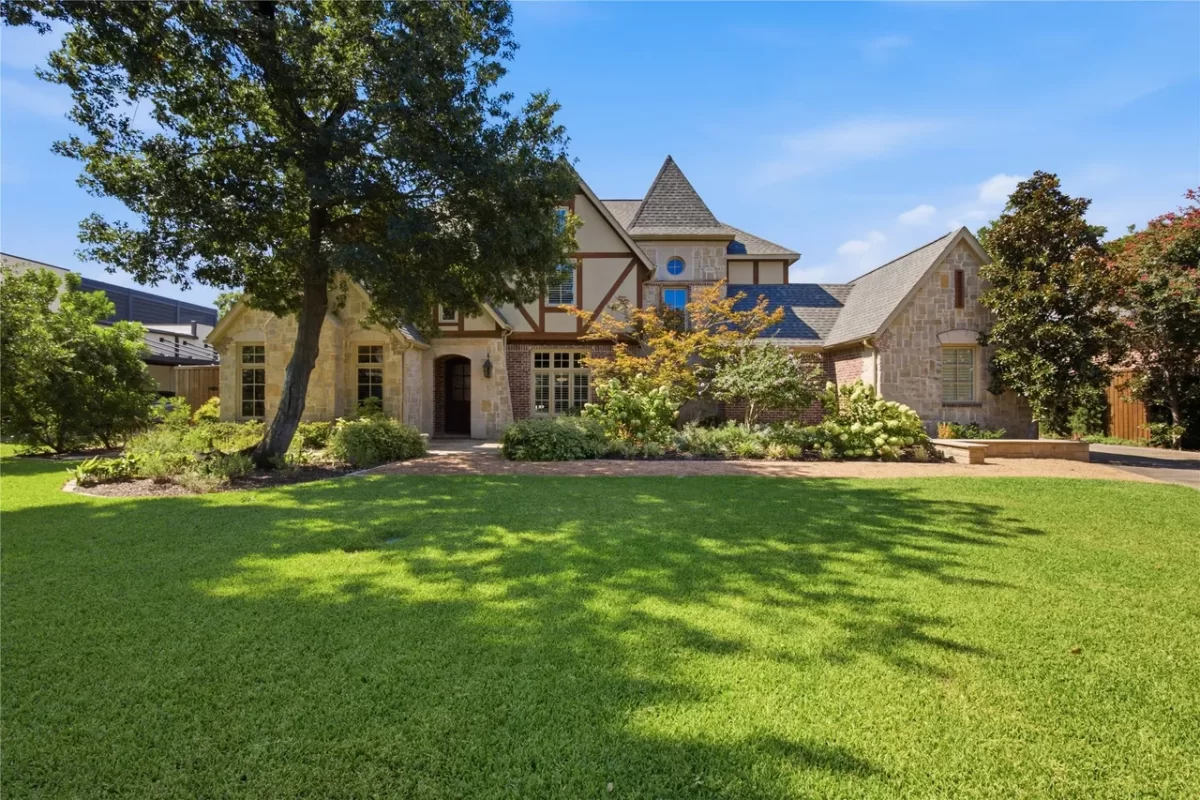 4BR House for Sale in Dallas, TX