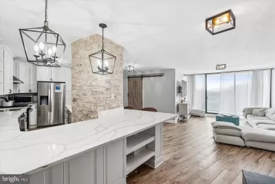 2BR Condo for Sale in Philadelphia, PA