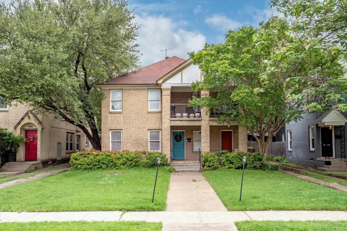 4BR Multi-Family for Sale in Dallas, TX