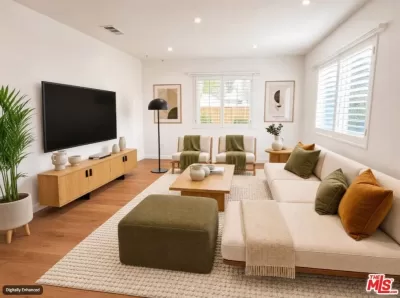 4BR House for Sale in Los Angeles, CA