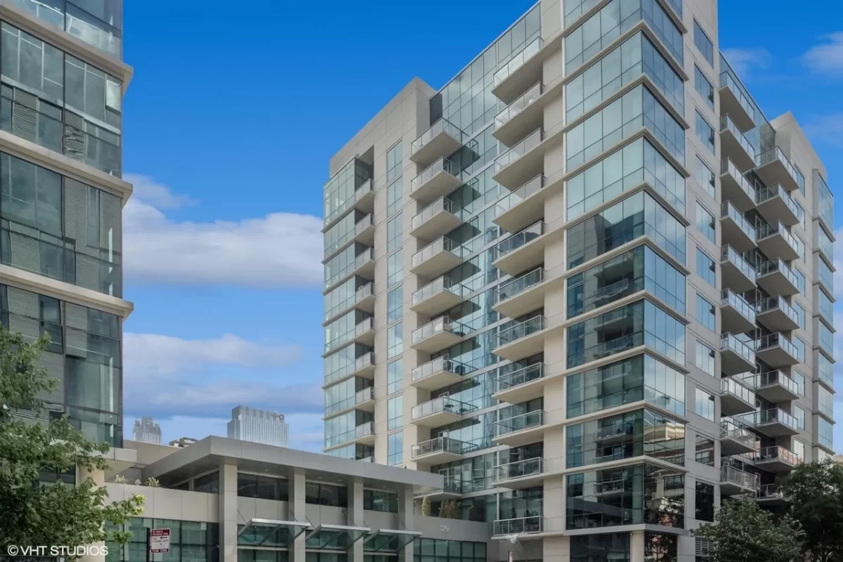 1BR Condo for Sale in Chicago, IL