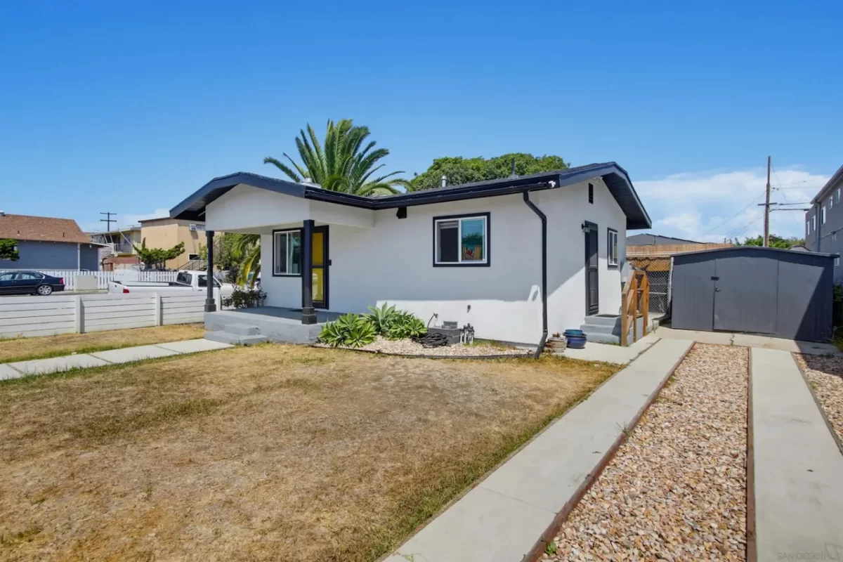2BR House for Sale in San Diego, CA