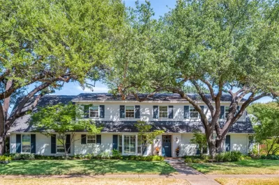 5BR House for Sale in Dallas, TX