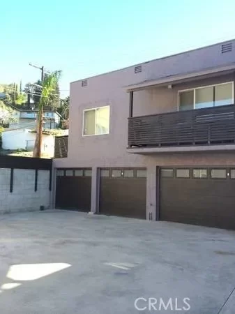 2BR House for Rent in Los Angeles, CA