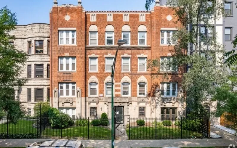 Studio Apartment for Rent in Chicago, IL