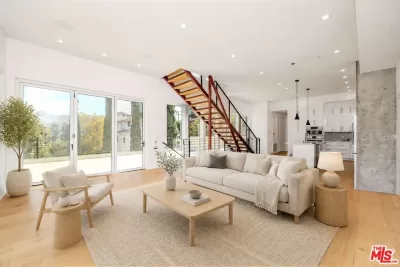 3BR House for Sale in Los Angeles, CA