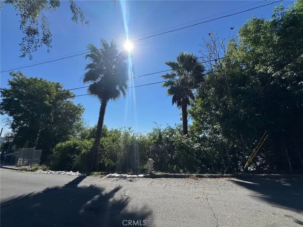 Land for Sale in El Sereno, CA