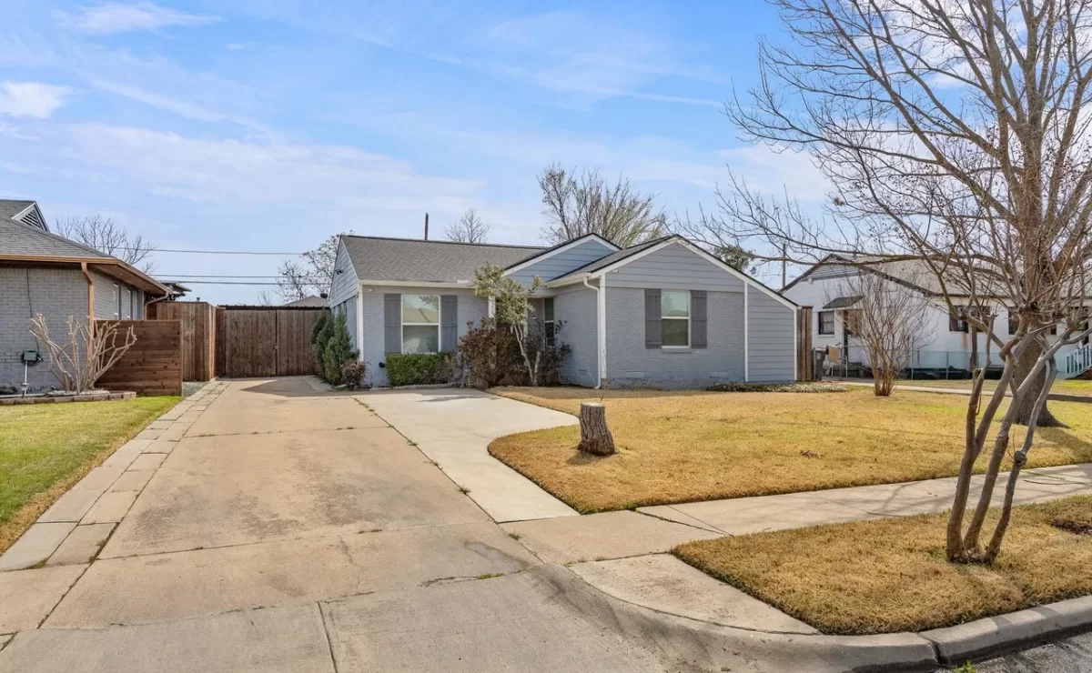 2BR House for Sale in Dallas, TX