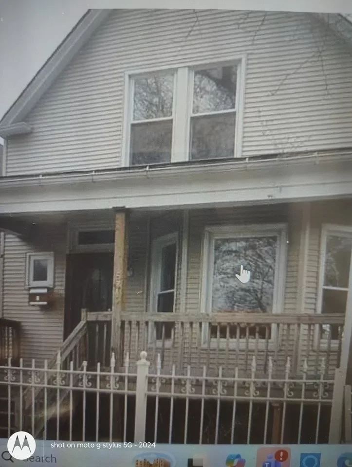 5BR House for Sale in Chicago, IL