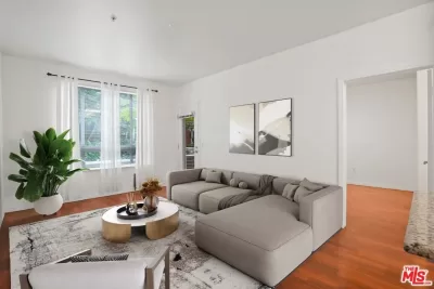 2BR Condo for Sale in Los Angeles, CA