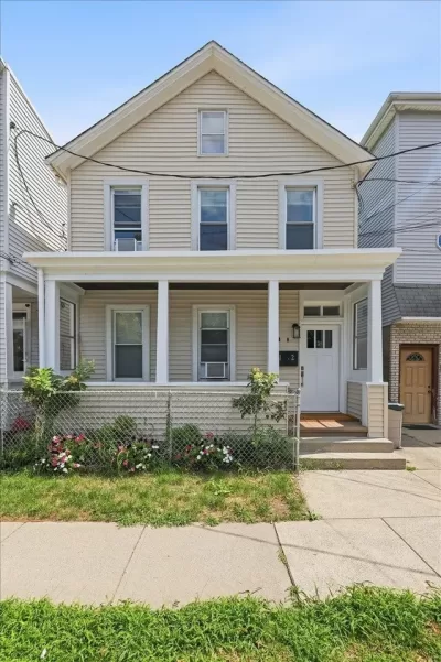 2BR Multi-Family for Rent in Bayonne, NJ
