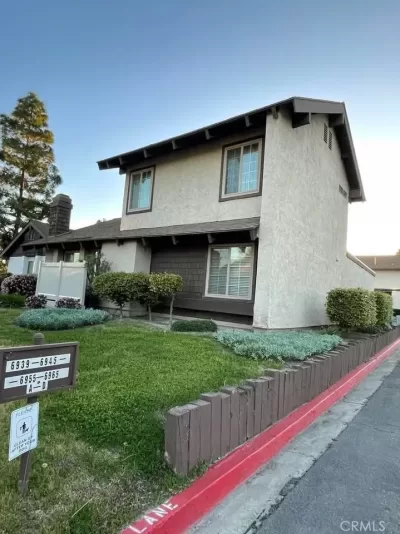 3BR Townhouse for Sale in San Diego, CA