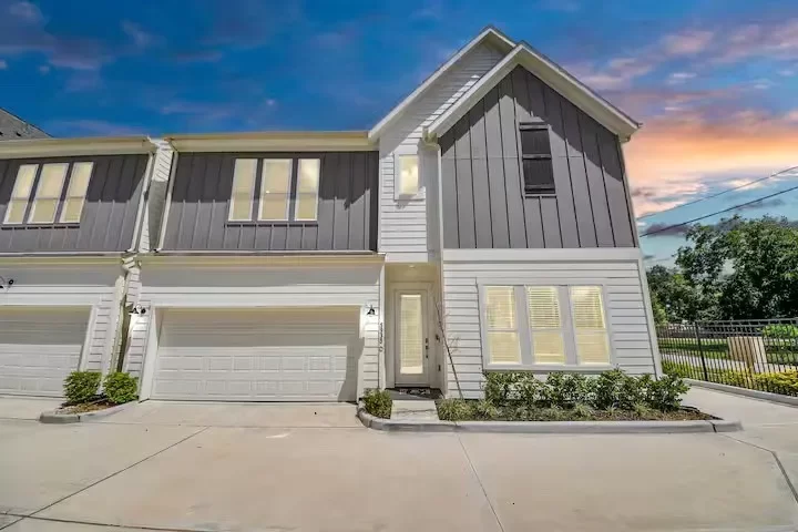 3BR House for Sale in Houston, TX
