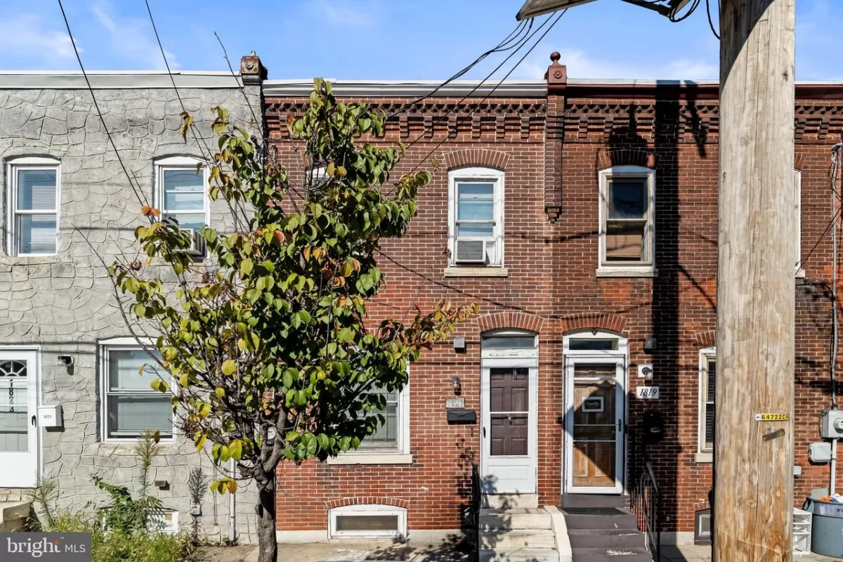 2BR Townhouse for Sale in Camden, NJ