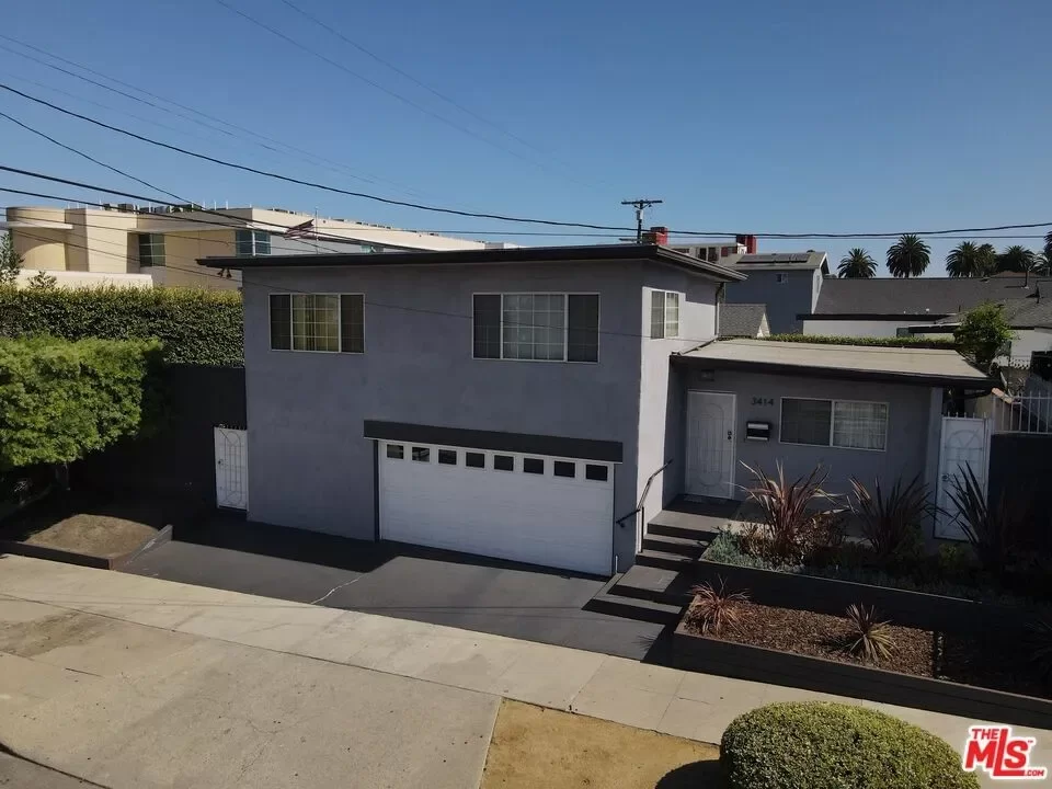 2BR House for Sale in Los Angeles, CA