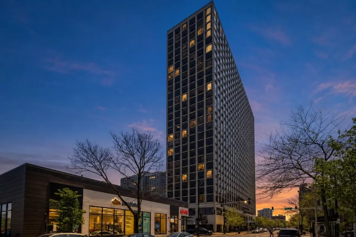 Condo for Rent in Chicago, IL