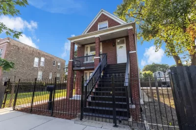 5BR Multi-Family for Sale in Chicago, IL