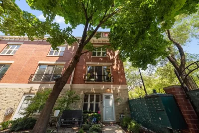 3BR Townhouse for Rent in Chicago, IL