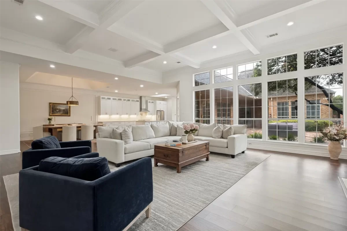 4BR House for Sale in Dallas, TX